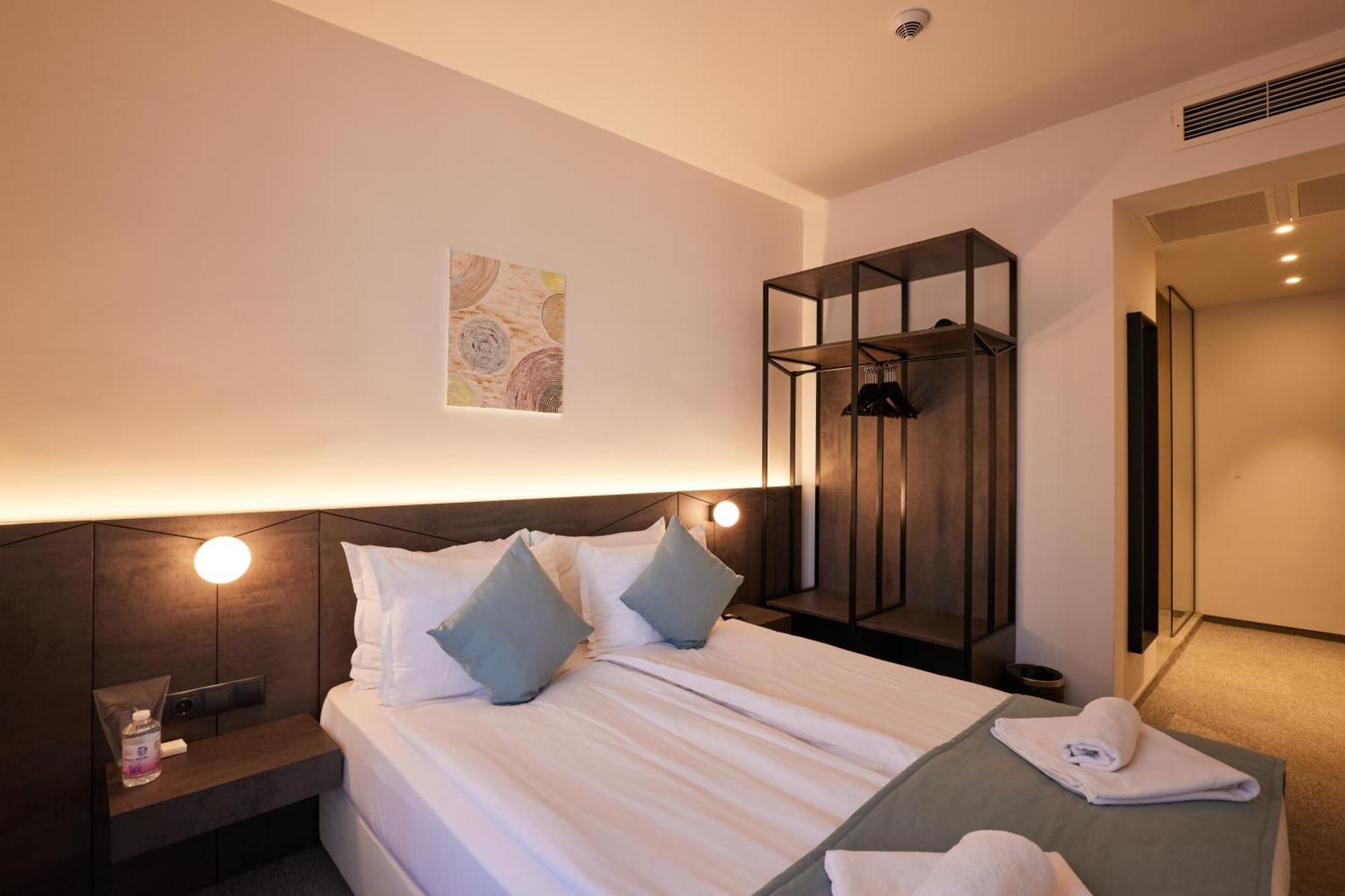 Bizarre Boutique Hotel Varna Ngoại thất bức ảnh
