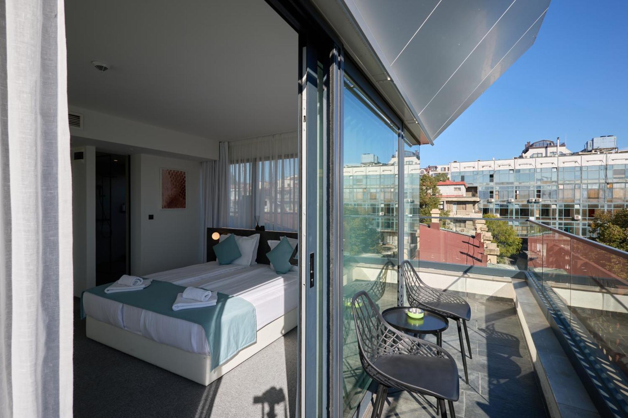 Bizarre Boutique Hotel Varna Ngoại thất bức ảnh