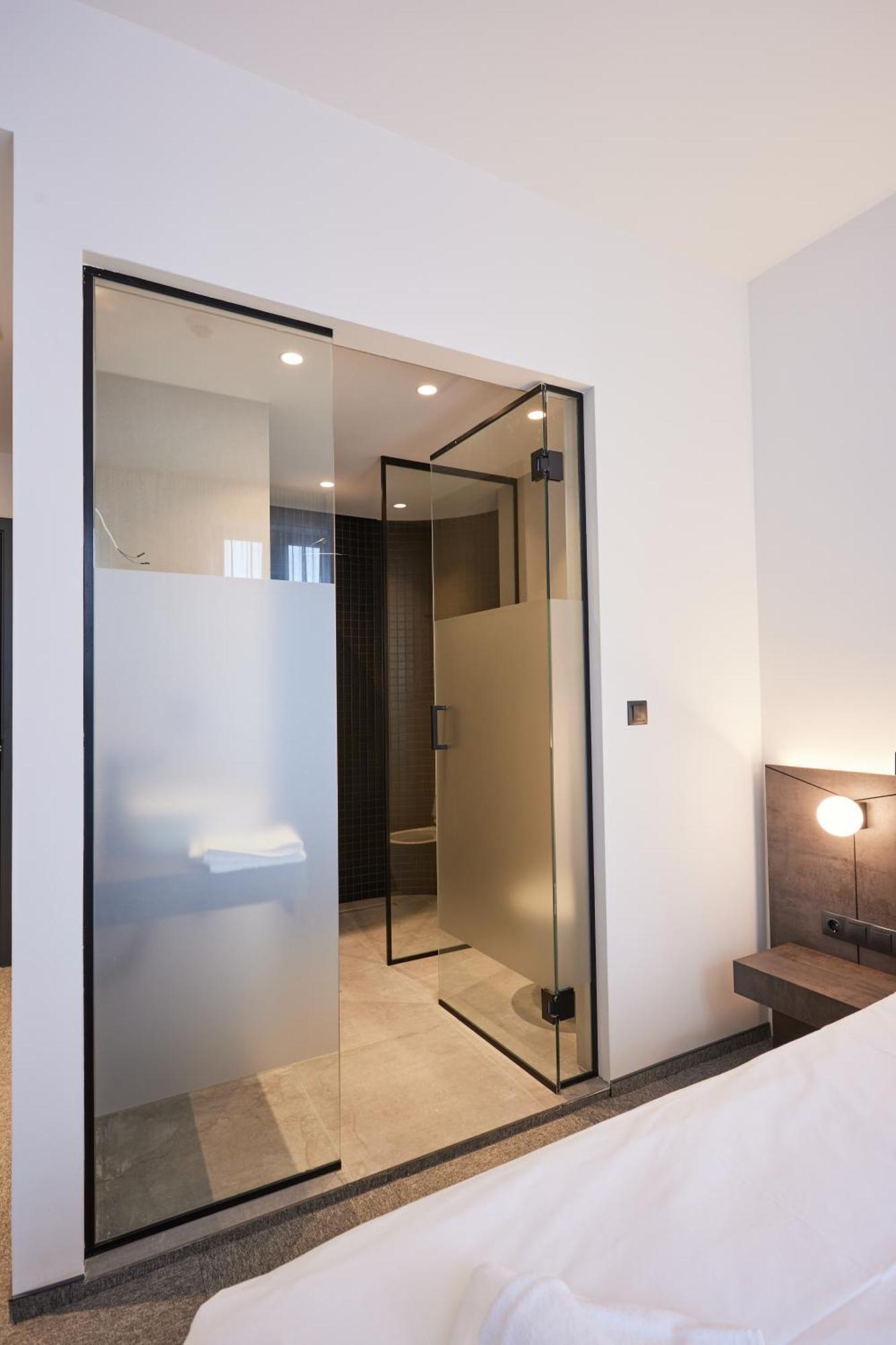 Bizarre Boutique Hotel Varna Ngoại thất bức ảnh